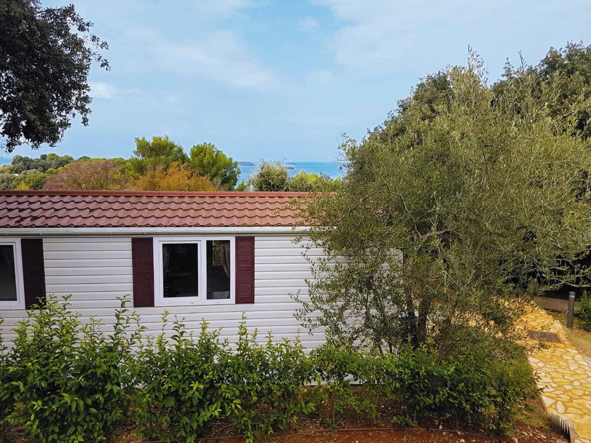 Victoria Mobilehome In Orsera Camping Resort Dış mekan fotoğraf